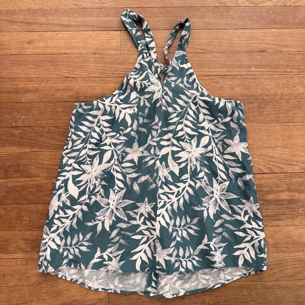 Loft linen blend floral flower blouse shirt size XS
b34